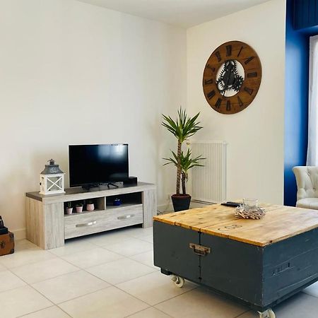 Superb Apartment 10 Min Walk From The Castle Amboise Kültér fotó